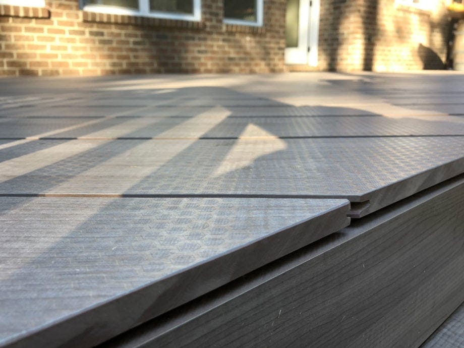 Doves Canyon Lane deck project in Charlotte, North Carolina with Fundermax's Max Compact Exterior panels.