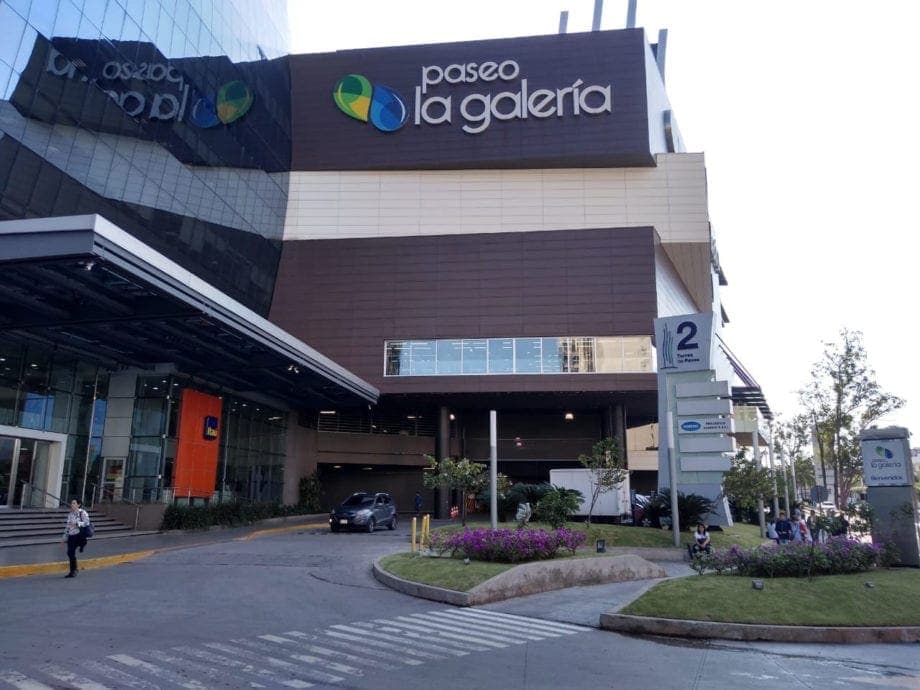 Paseo La Galería Mall in Asunción, Paraguay using Fundermax's Max Compact Exterior and Max Compact Interior panels.