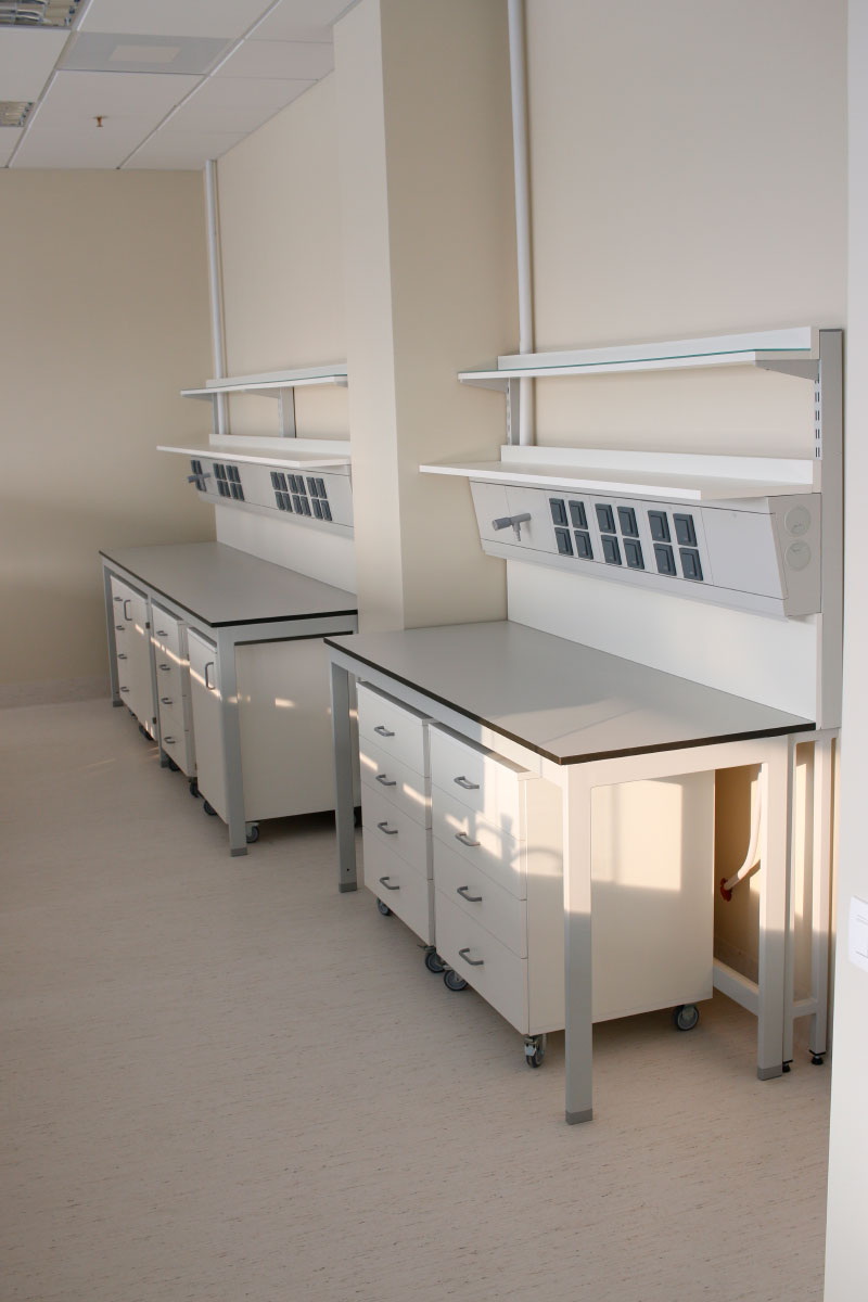 Laboratory furniture in Lthuania with Fundermax's Max Resistance2 panels.