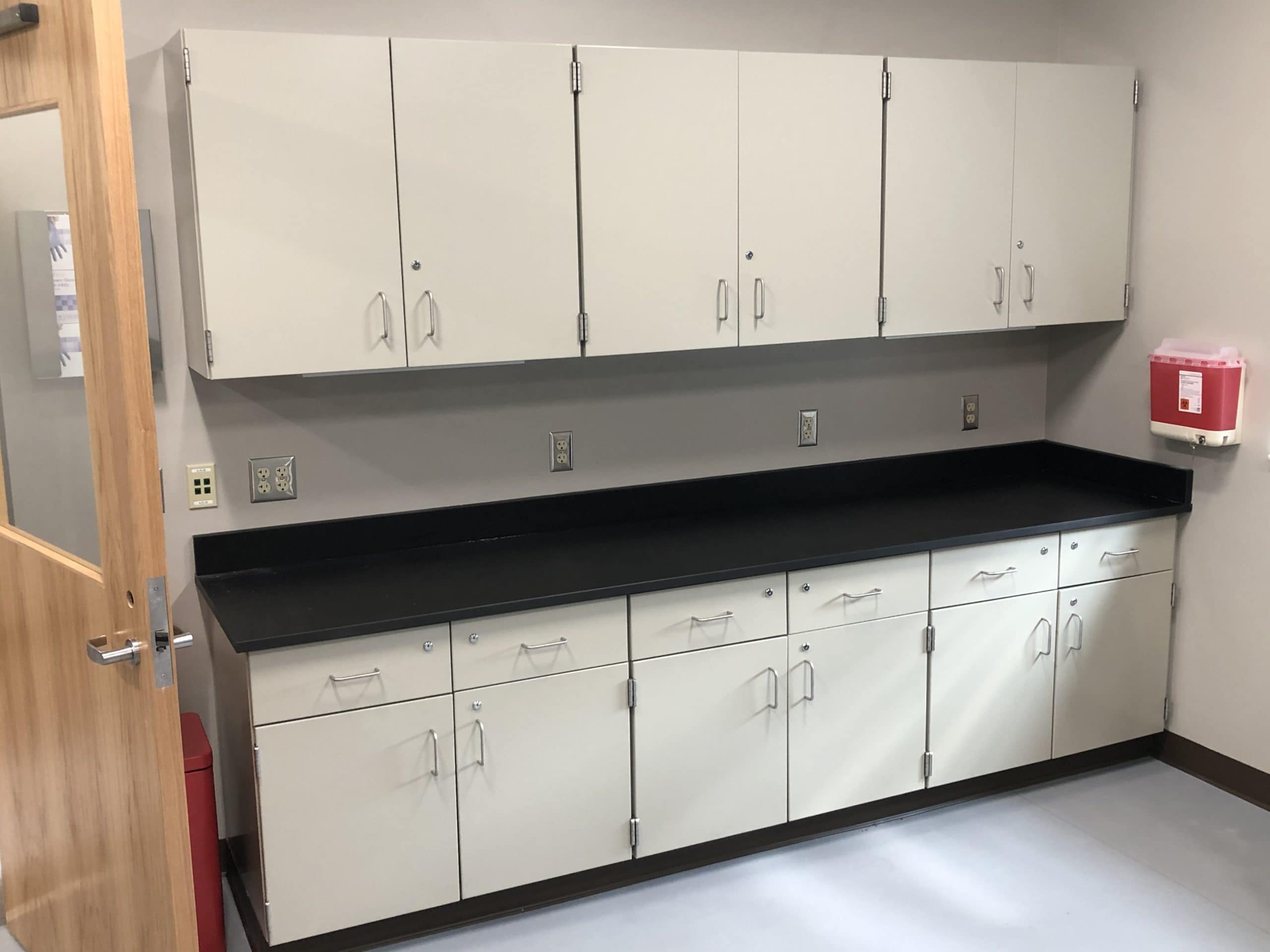 Max Resistance 2 lab work surfaces form Fundermax for the Wisconsin Indianhead Technical College Veterinary Technician Lab