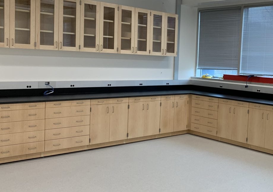 Max Resistance 2 laboratory work surfaces from Fundermax for the Medtronic Einstein Preclinical & Reliability Lab Renovation